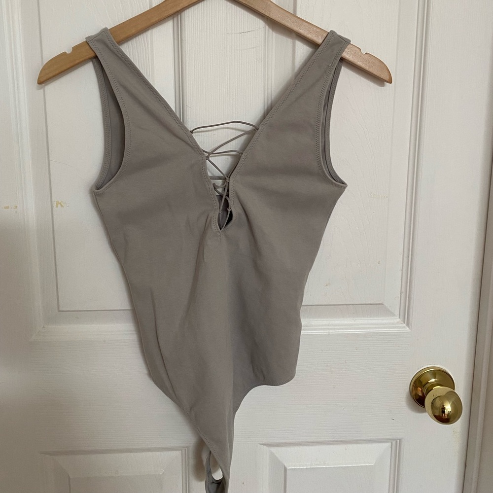 Aritzia Bodysuit (M)